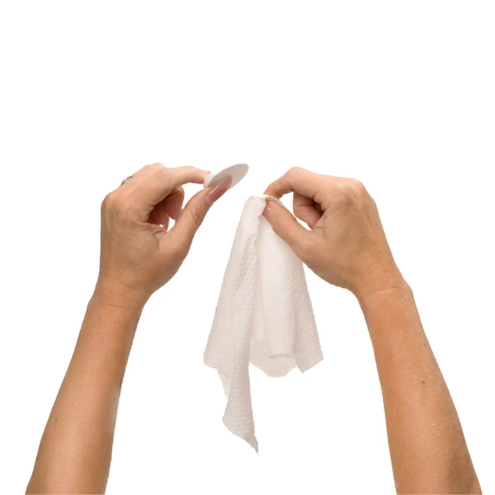 115-beloved-pop-ups-portable-cleansing-cloths-20ct-3.webp Beloved Pop-Ups: Portable Cleansing Cloths 20ct