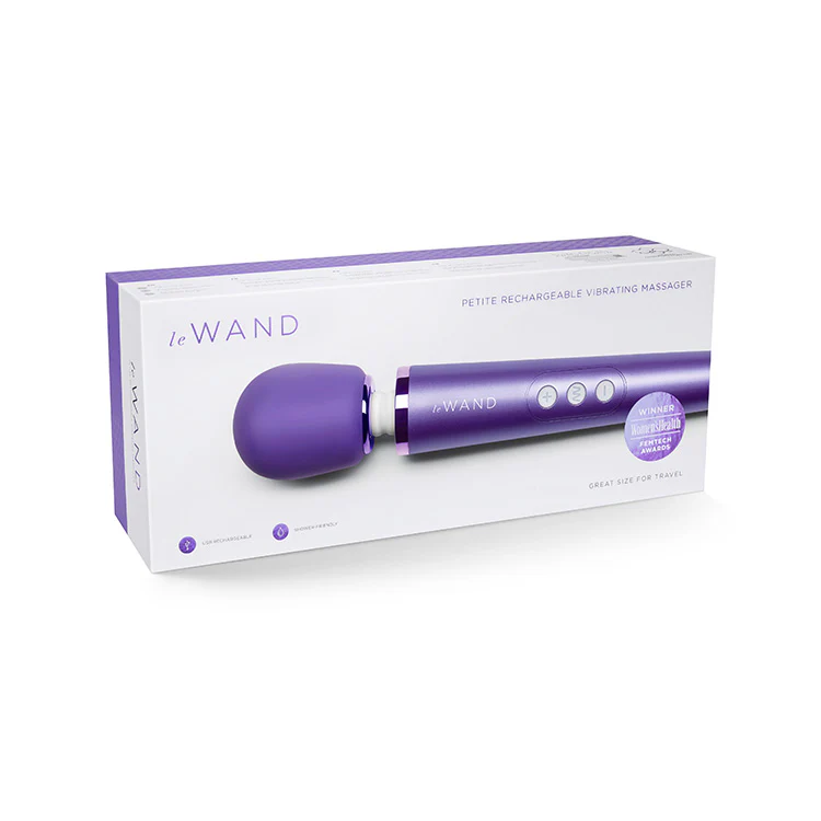 3433-le-wand-petite-rechargeable-massager-7.webp Le Wand Petite Rechargeable Massager